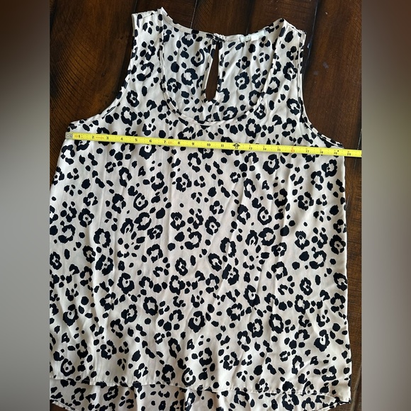 Pleione Animal Print High/Low Flowy Tank Top Size Medium - Picture 11 of 16
